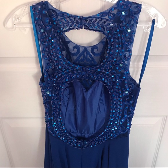 Prom dress - Picture 5 of 7